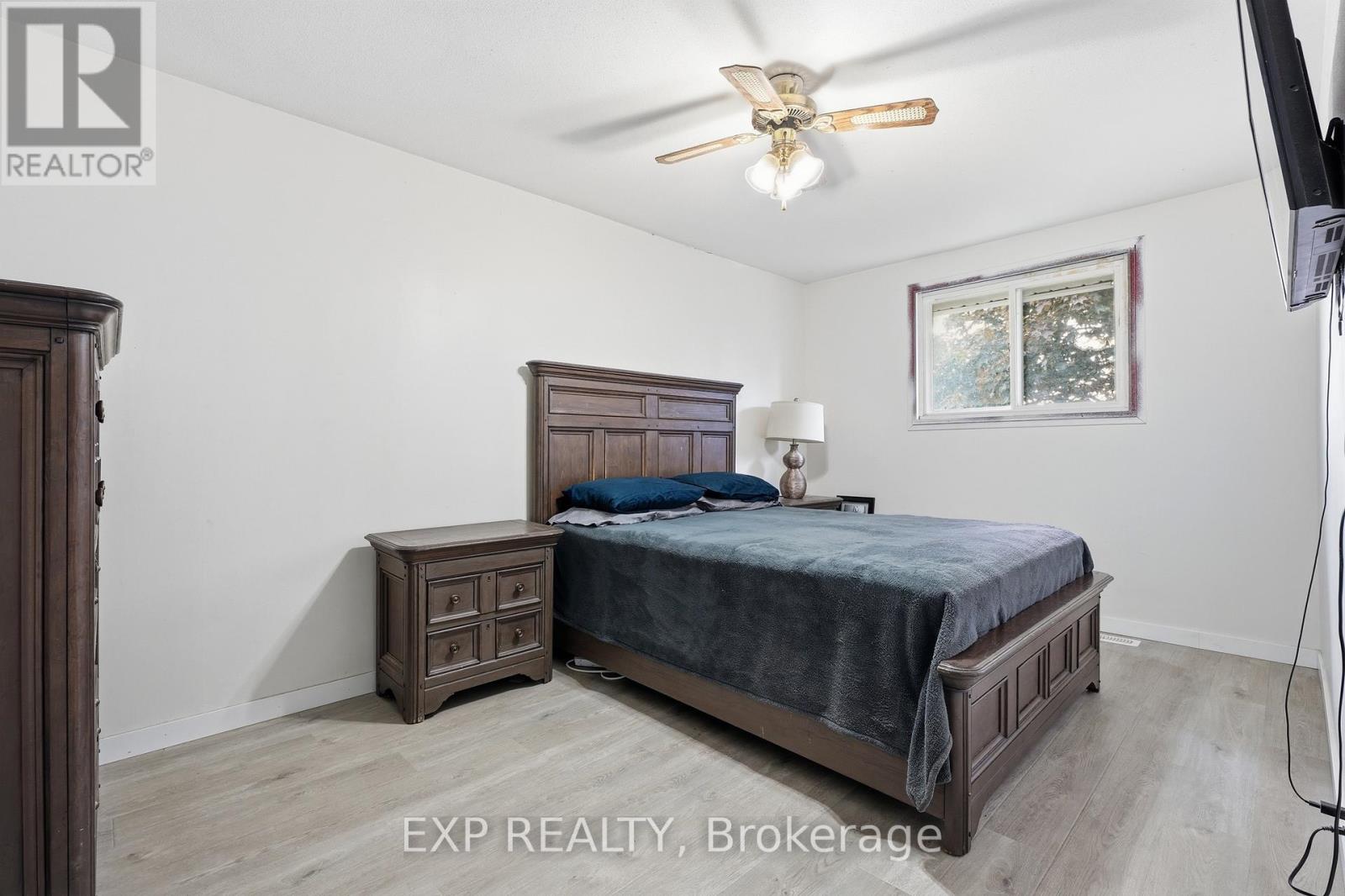 83 Oriole Parkway W, Woolwich, Ontario  N3B 1C2 - Photo 23 - X13456938