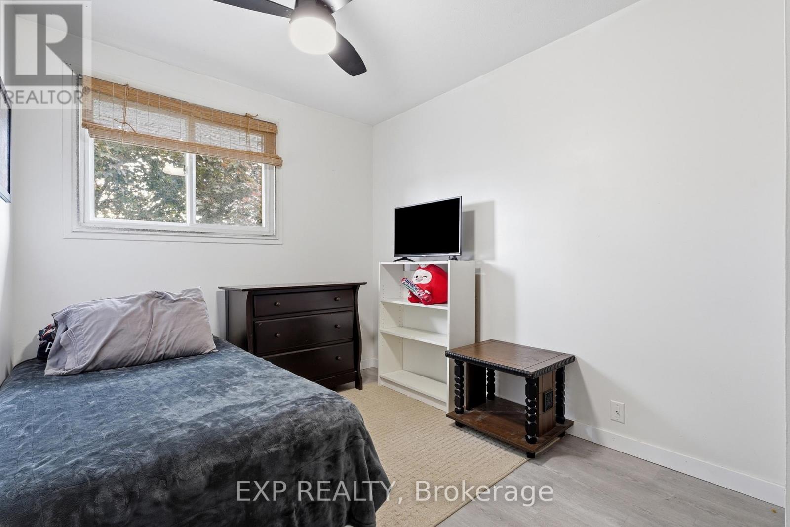 83 Oriole Parkway W, Woolwich, Ontario  N3B 1C2 - Photo 24 - X13456938
