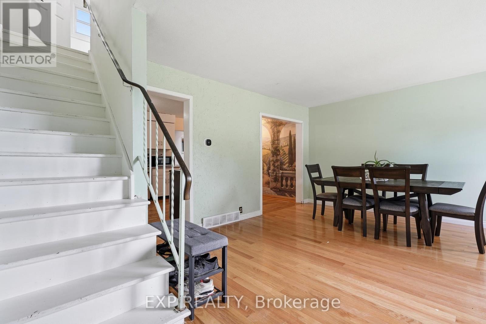 83 Oriole Parkway W, Woolwich, Ontario  N3B 1C2 - Photo 9 - X13456938