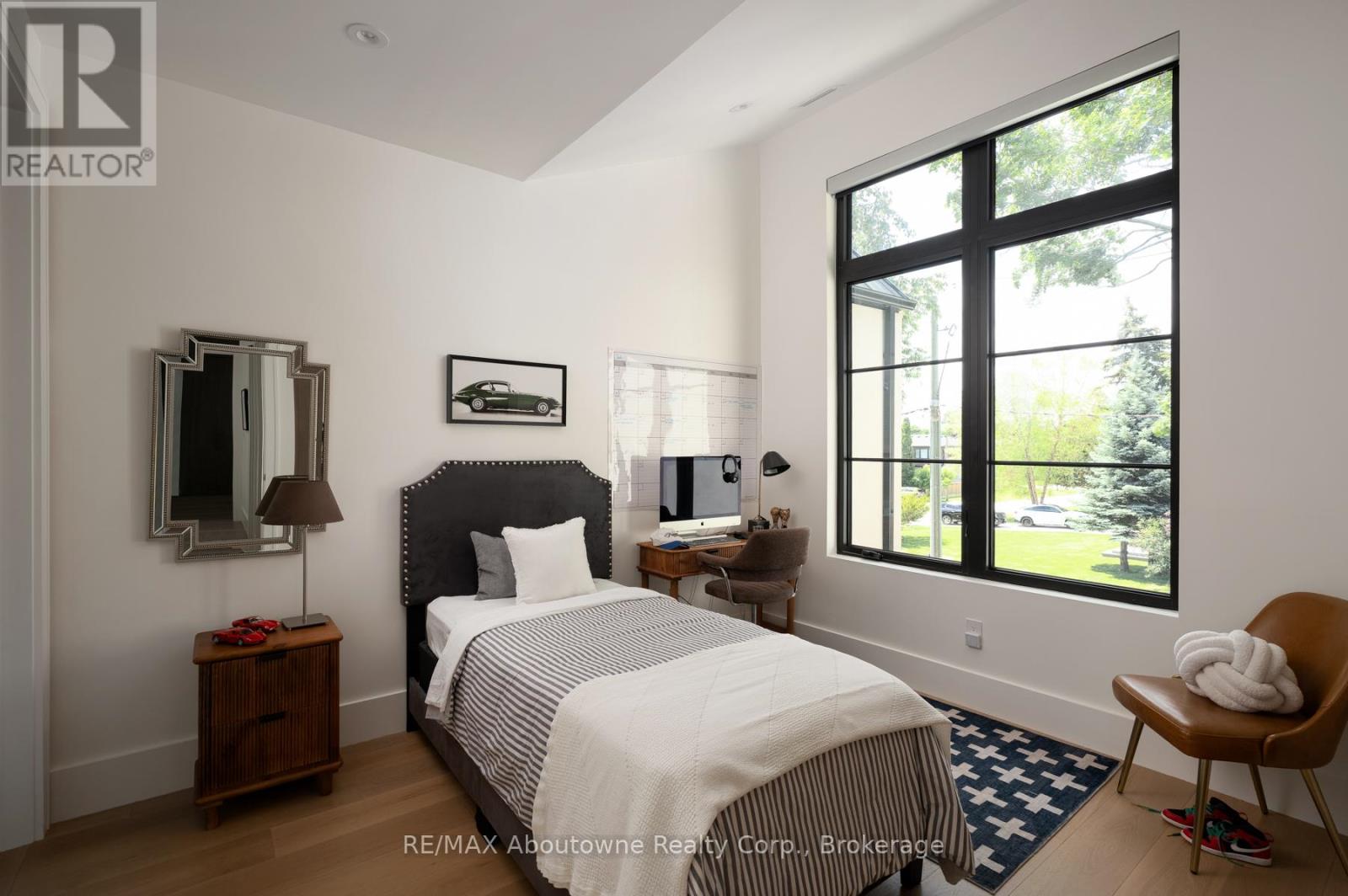 203 Weybourne Road, Oakville, Ontario  L6K 2T7 - Photo 26 - W13457162