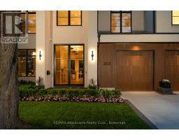 203 WEYBOURNE ROAD, Oakville, Ontario
