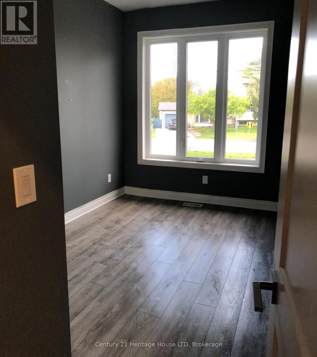8439 Willoughby Drive W, Niagara Falls, Ontario  L2G 6X4 - Photo 10 - X13457092