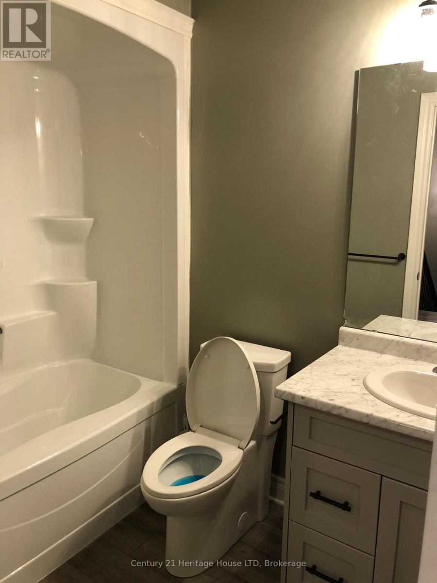 8439 Willoughby Drive W, Niagara Falls, Ontario  L2G 6X4 - Photo 11 - X13457092