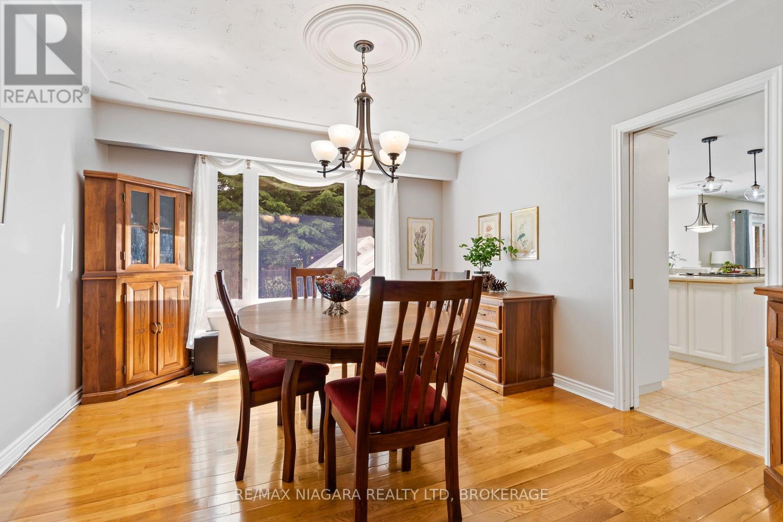 15 Deerpark Crescent N, Pelham, Ontario  L3E 0E6 - Photo 10 - X13457196