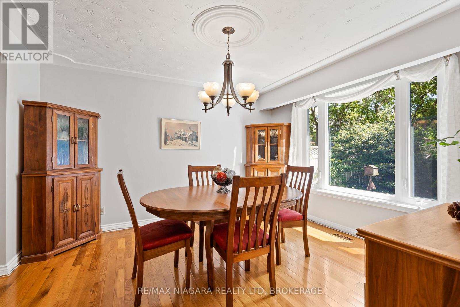 15 Deerpark Crescent N, Pelham, Ontario  L3E 0E6 - Photo 11 - X13457196
