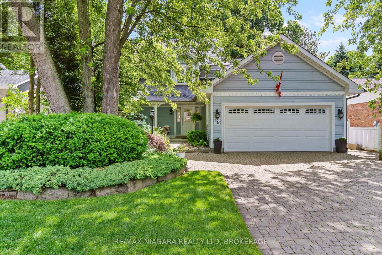 15 Deerpark Crescent N, Pelham, Ontario  L3E 0E6 - Photo 2 - X13457196