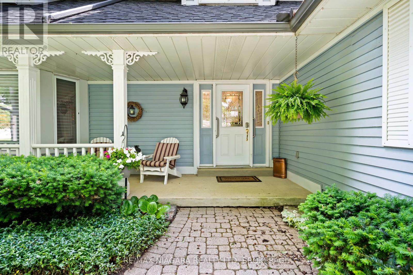 15 Deerpark Crescent N, Pelham, Ontario  L3E 0E6 - Photo 3 - X13457196