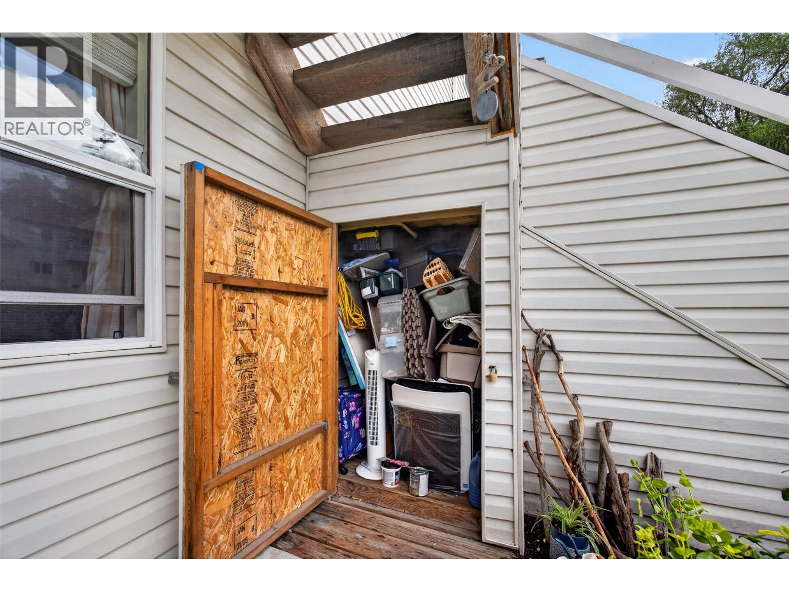 Listing image 14