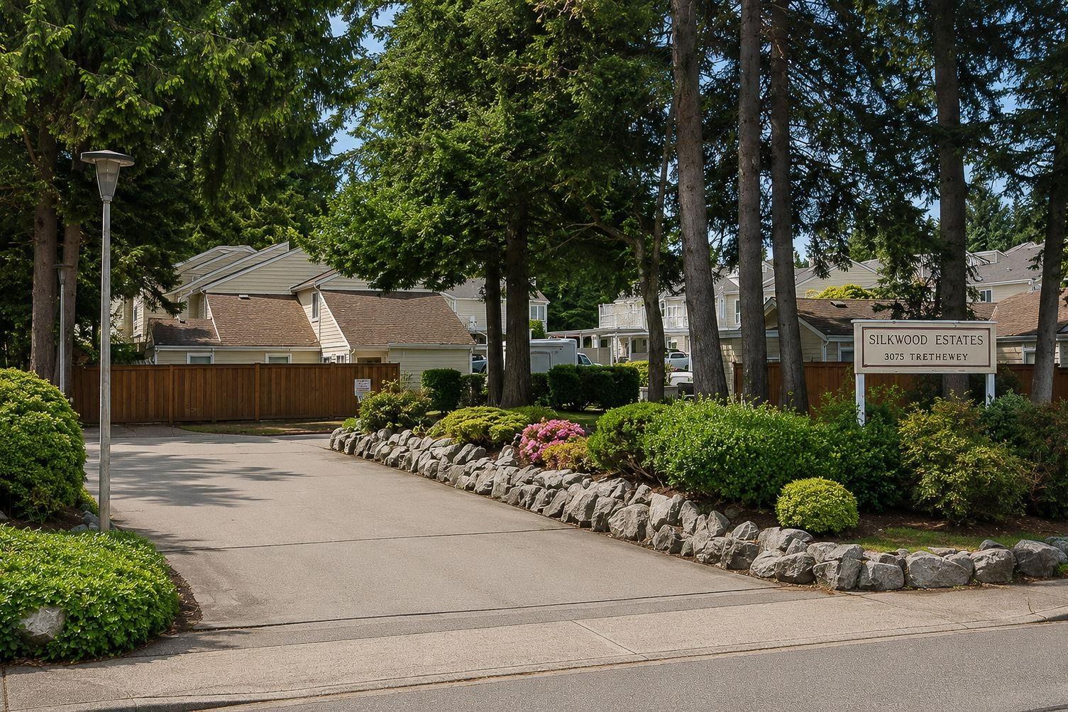 20 3075 TRETHEWEY STREET, Abbotsford, British Columbia