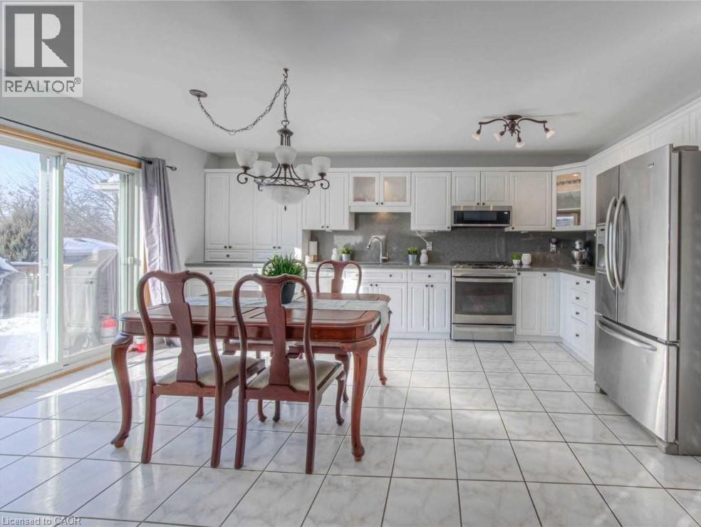 389 Greenbrier Road Unit# Main, Cambridge, Ontario  N1P 1C1 - Photo 3 - 40840778