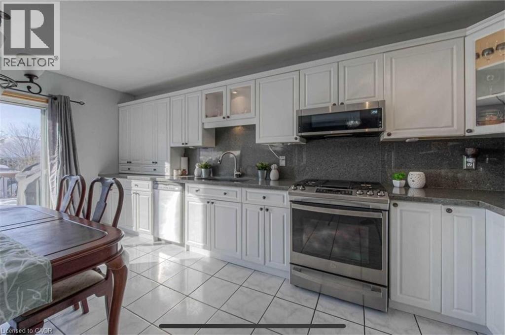 389 Greenbrier Road Unit# Main, Cambridge, Ontario  N1P 1C1 - Photo 4 - 40840778