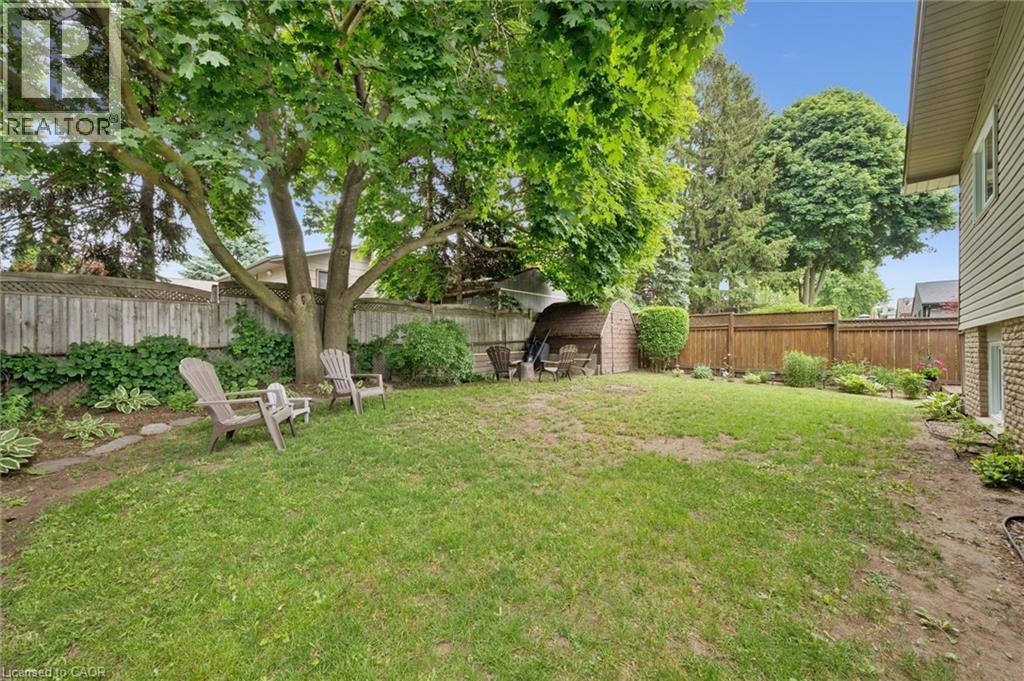 74 Calmcrest Drive, Kitchener, Ontario  N2E 1V3 - Photo 35 - 40835435