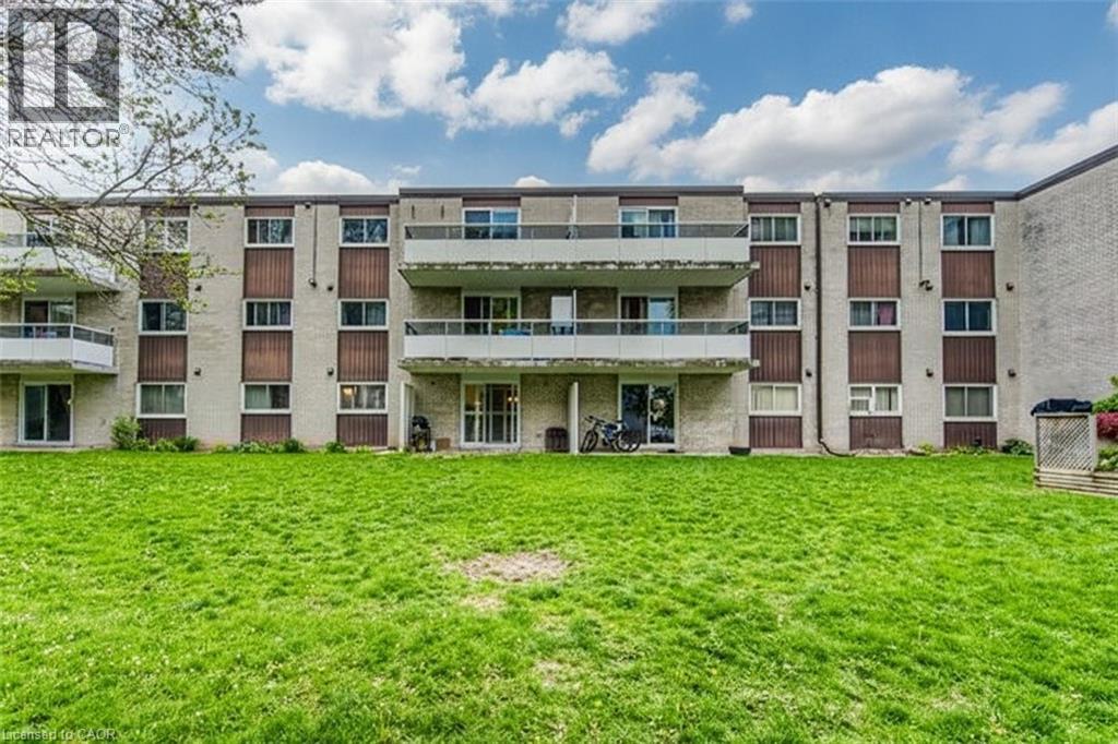 71 Vanier Drive Unit# 301, Kitchener, Ontario  N2C 1J4 - Photo 5 - 40839804