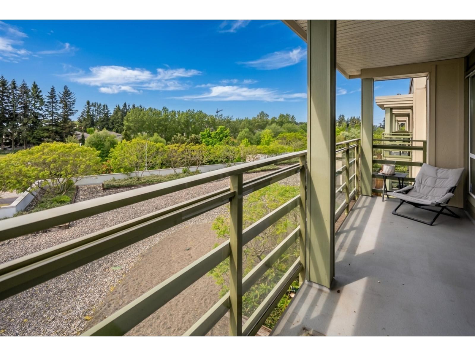 406 15735 Croydon Drive, Surrey, British Columbia  V3Z 2L5 - Photo 31 - R3136294