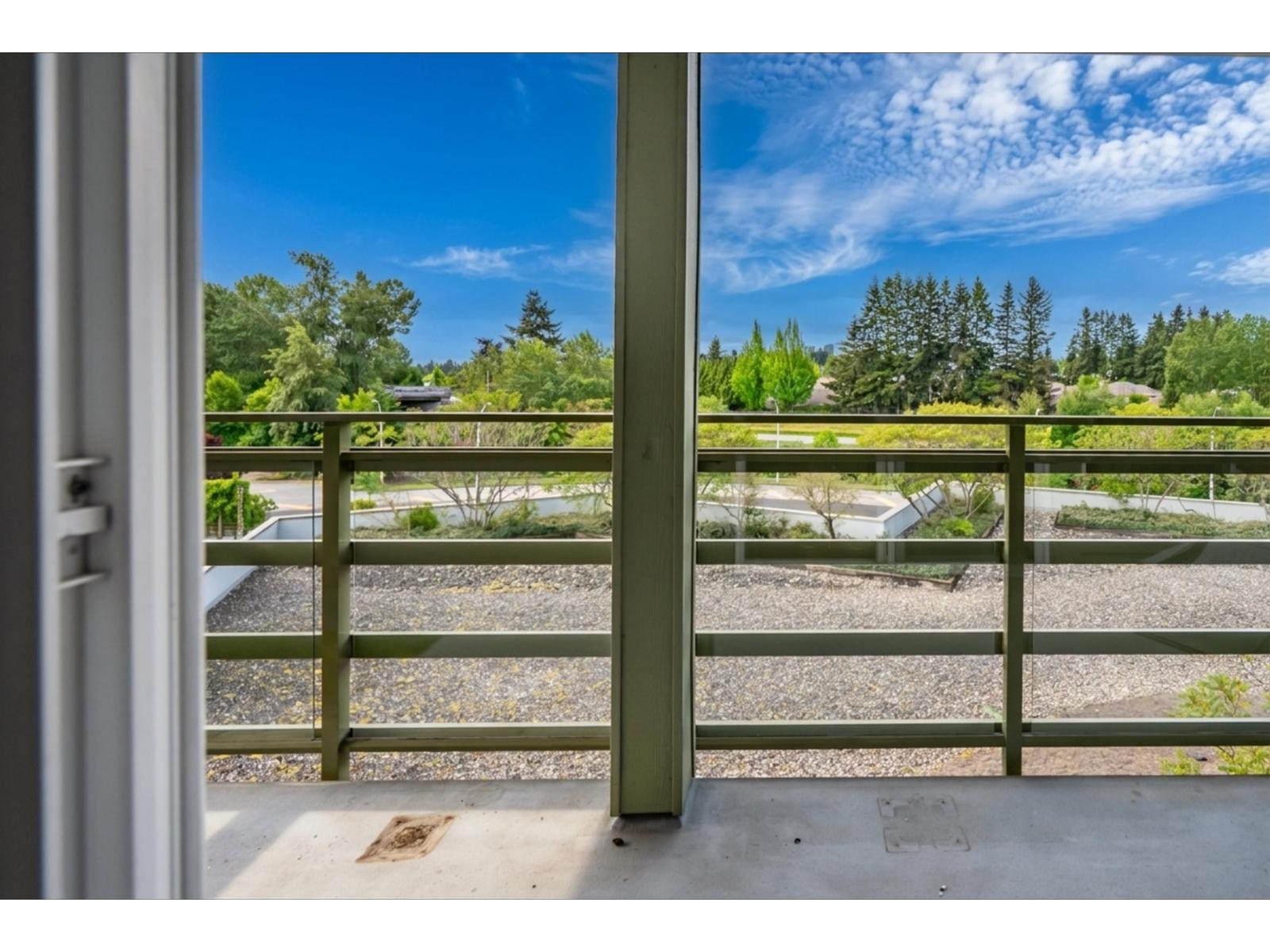 406 15735 Croydon Drive, Surrey, British Columbia  V3Z 2L5 - Photo 28 - R3136294