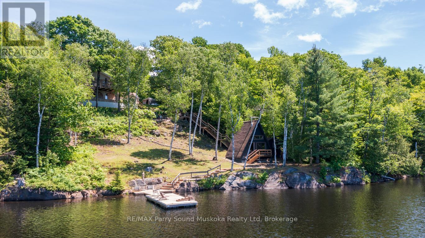 40 BEAVER TRAIL, McDougall, Ontario