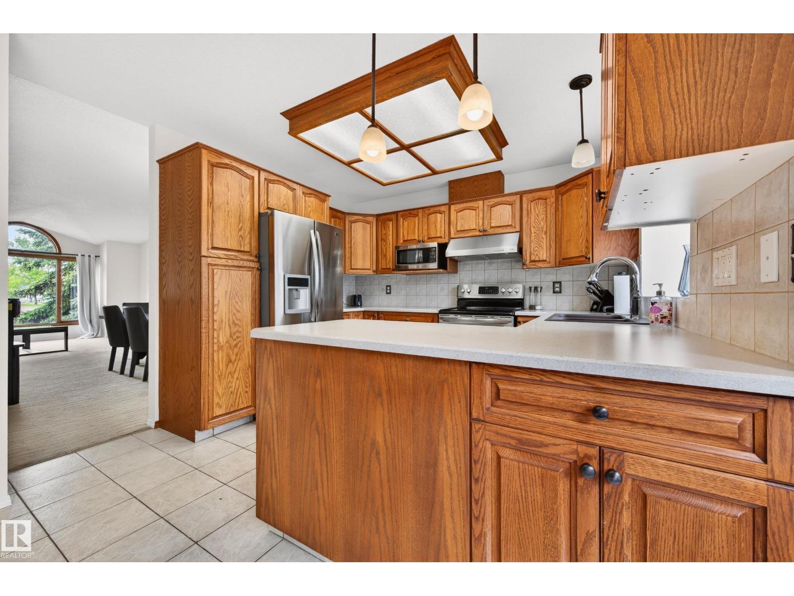 65 Primrose Bv, Sherwood Park, Alberta  T8H 1G1 - Photo 4 - E4494129