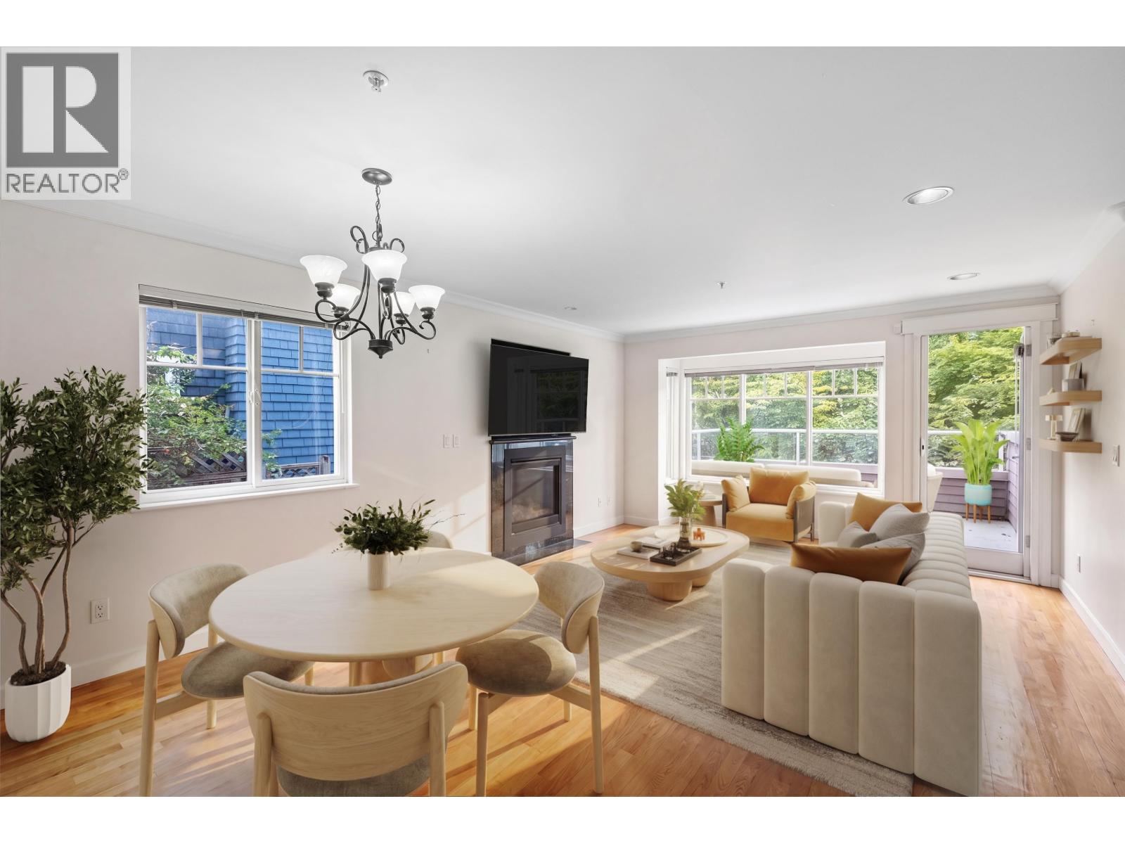 416 W Keith Road, North Vancouver, British Columbia  V7M 1M3 - Photo 1 - R3136971