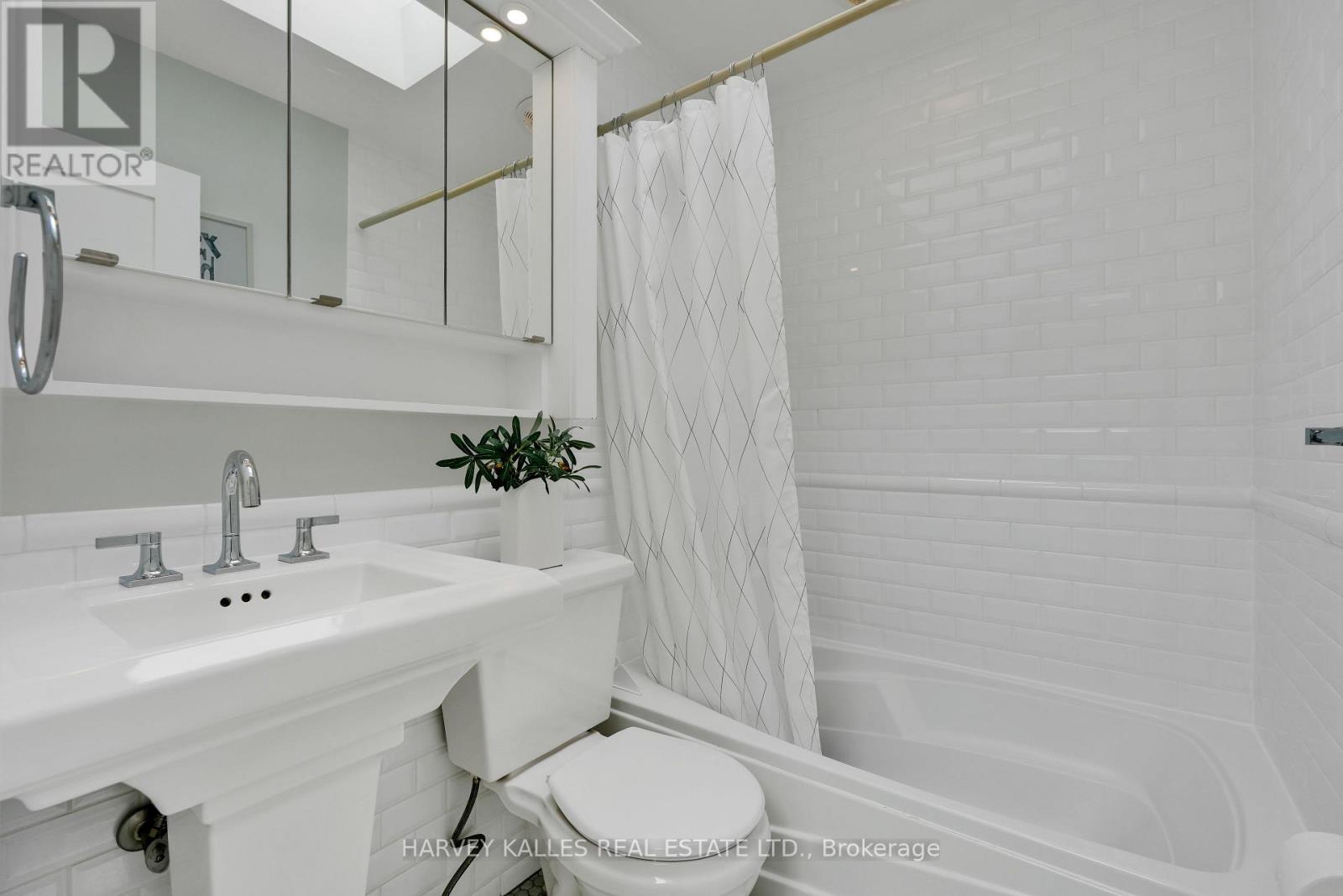 223 Glenforest Road, Toronto, Ontario M4N 2A3 - Photo 34 - C13457084