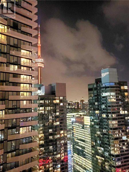 5204 - 88 Harbour Street, Toronto, Ontario  M5J 1B7 - Photo 16 - C13457174