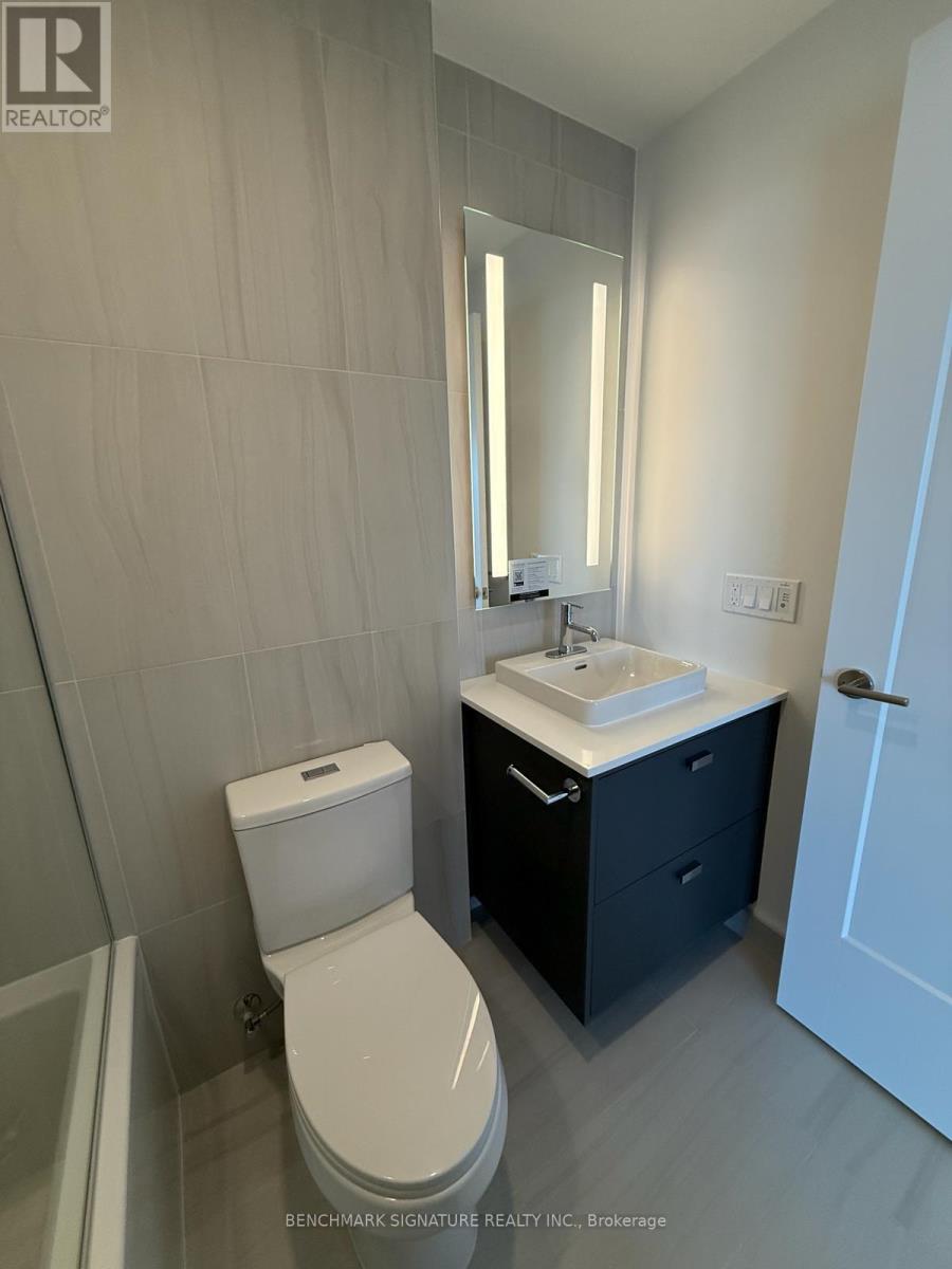 2204 - 10 Inn On The Park Drive, Toronto, Ontario  M3C 0P9 - Photo 11 - C13457194
