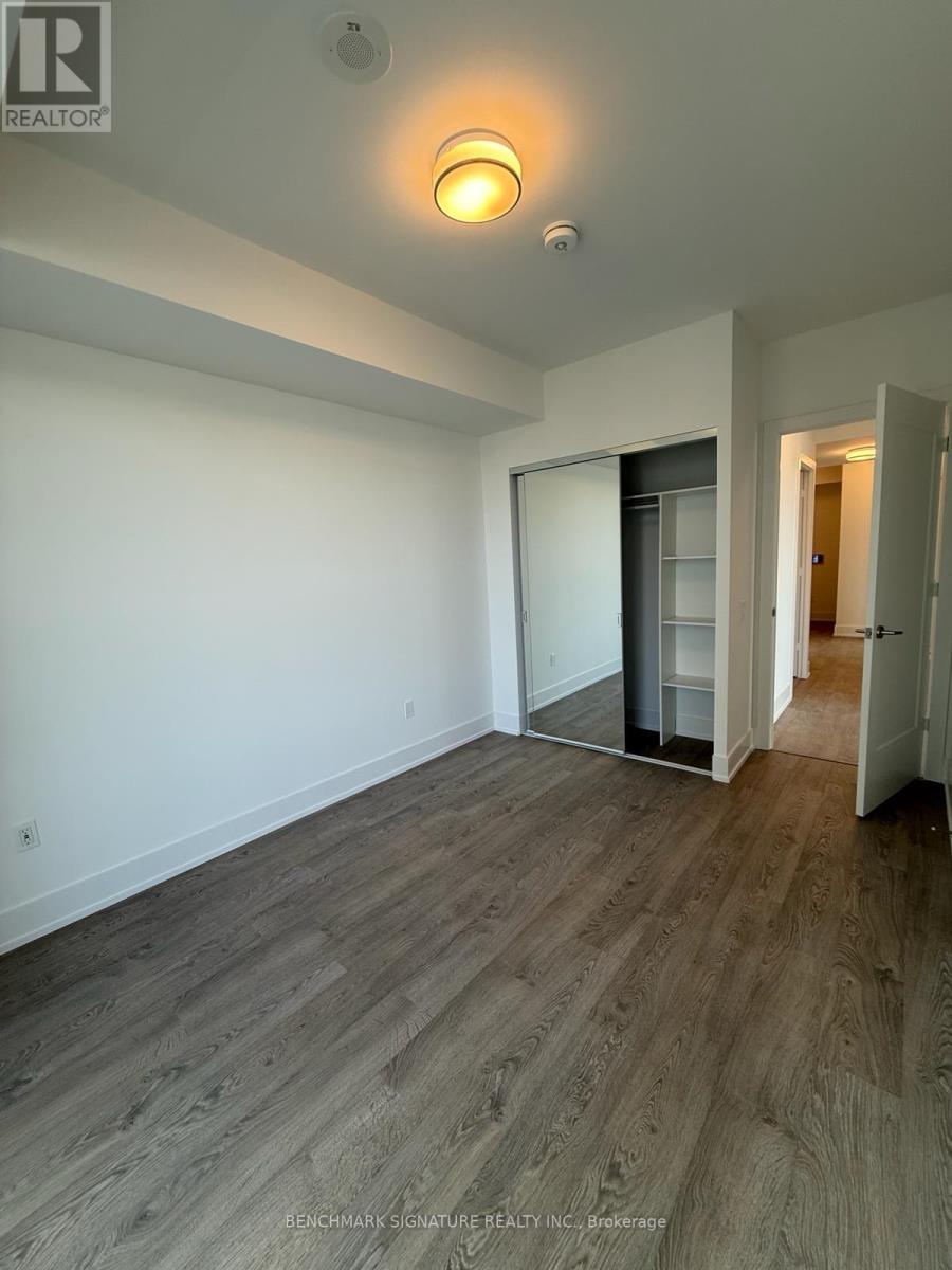 2204 - 10 Inn On The Park Drive, Toronto, Ontario  M3C 0P9 - Photo 7 - C13457194