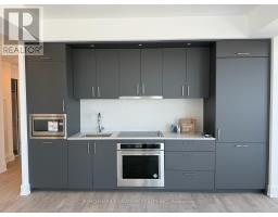 2204 - 10 INN ON THE PARK DRIVE, Toronto, Ontario