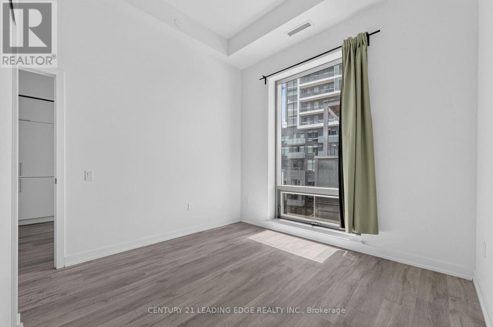 N908 - 7 Golden Lion Heights, Toronto, Ontario  M2M 0C1 - Photo 8 - C13457206