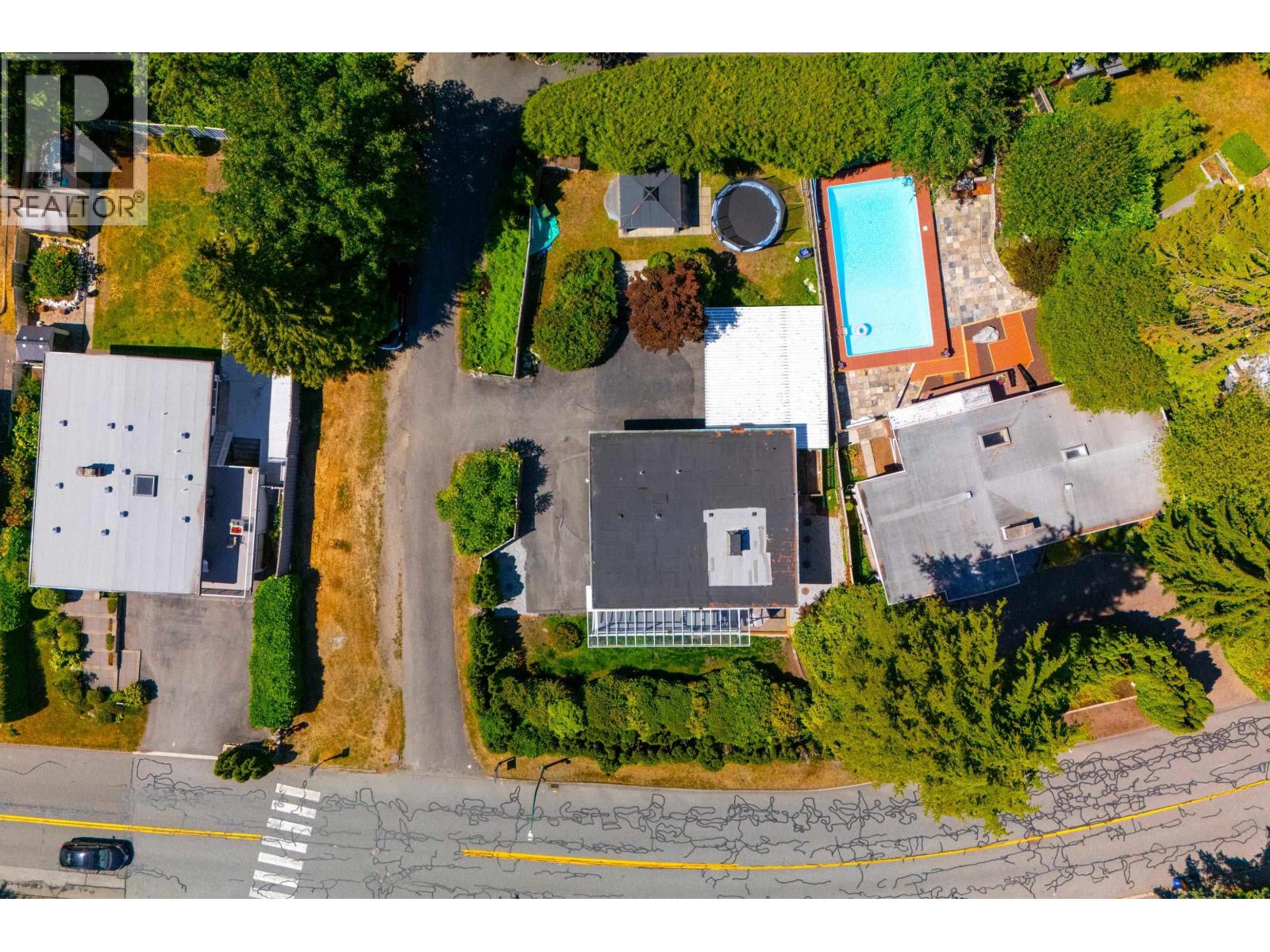 693 Plymouth Drive, North Vancouver, British Columbia  V7H 2H5 - Photo 32 - R3136991