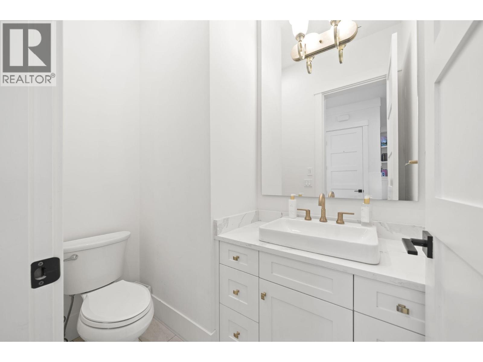260 Douglas Crescent, Richmond, British Columbia  V7B 1E5 - Photo 17 - R3137012