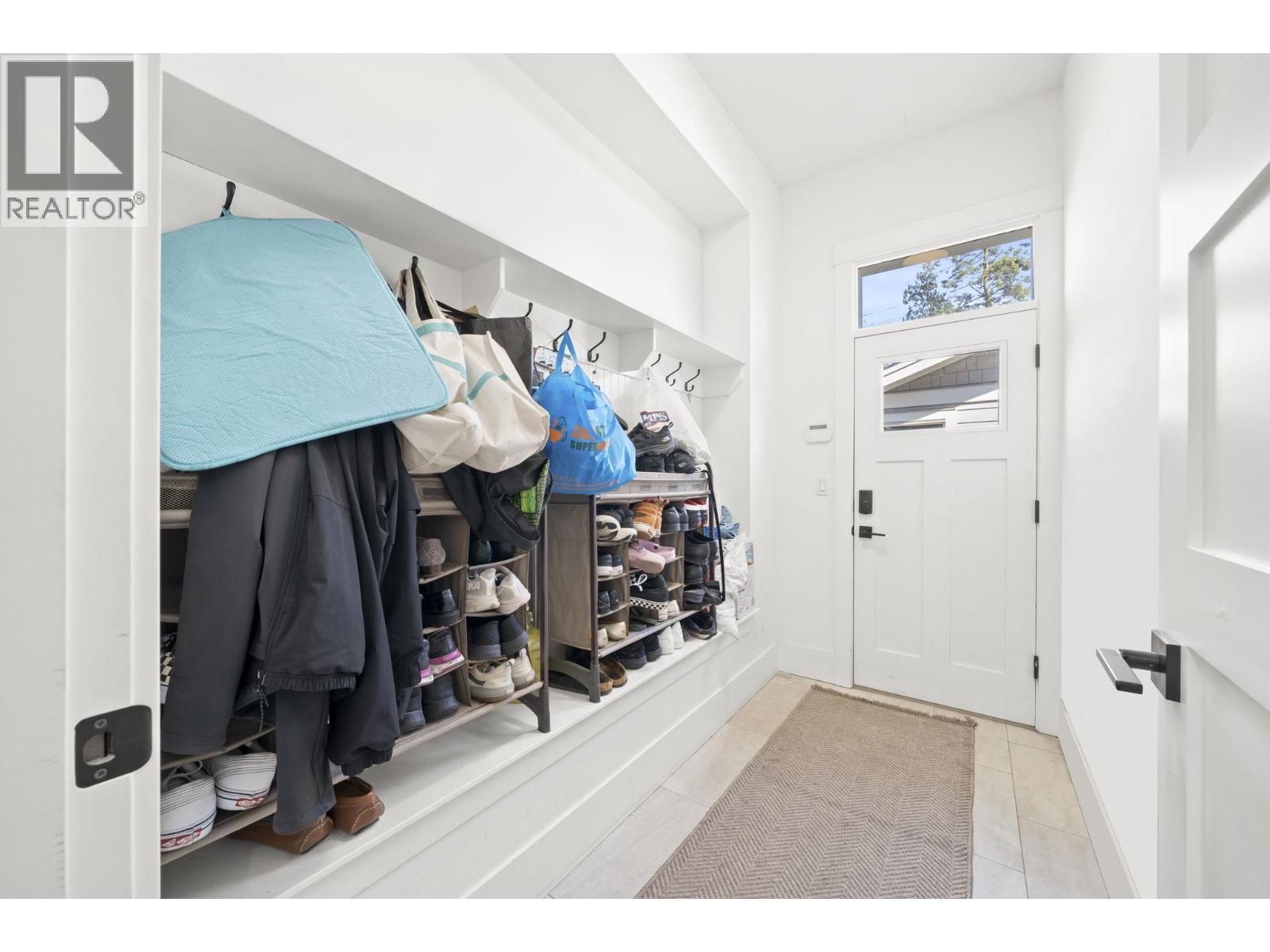 260 Douglas Crescent, Richmond, British Columbia  V7B 1E5 - Photo 31 - R3137012