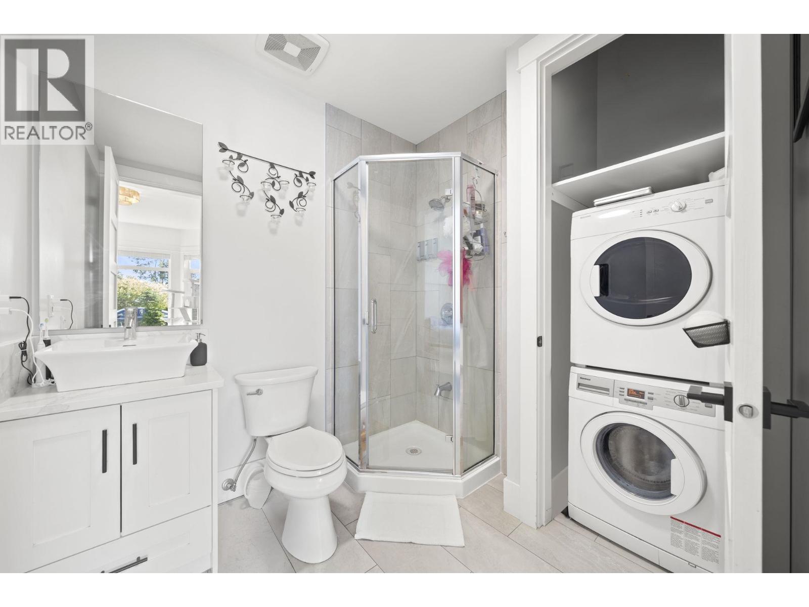 260 Douglas Crescent, Richmond, British Columbia  V7B 1E5 - Photo 32 - R3137012