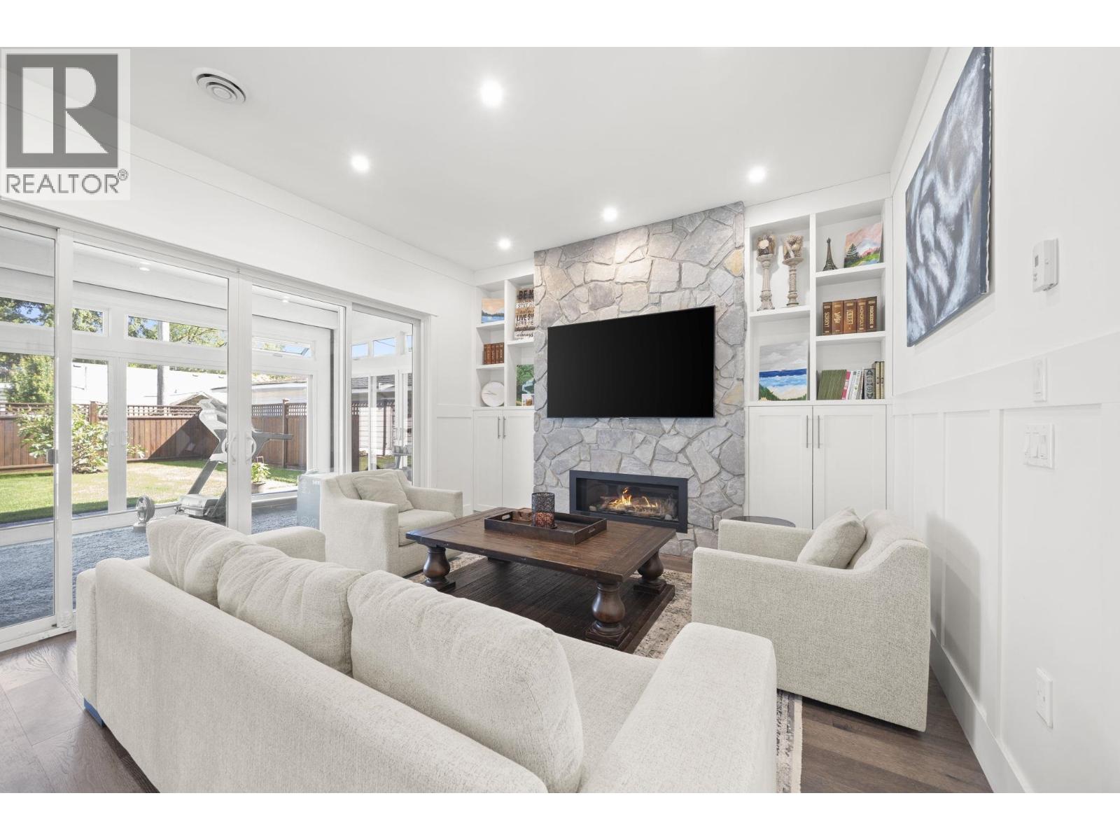 260 Douglas Crescent, Richmond, British Columbia  V7B 1E5 - Photo 6 - R3137012