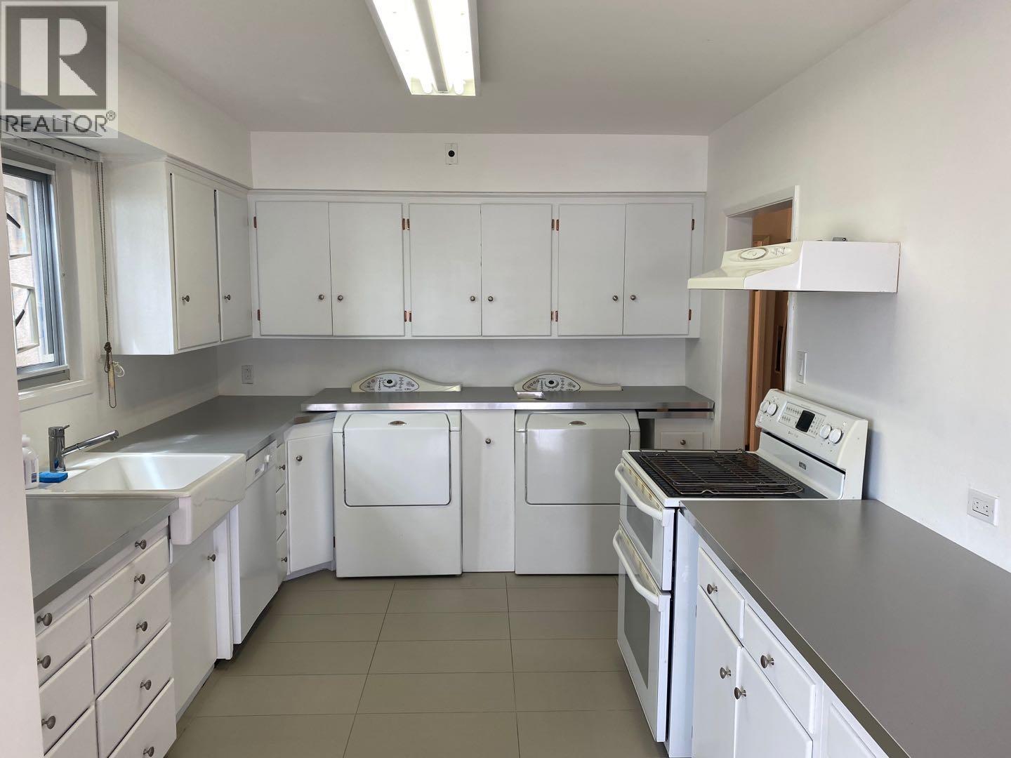 B 299 24th Street, West Vancouver, British Columbia  V7V 4G9 - Photo 4 - R3137024