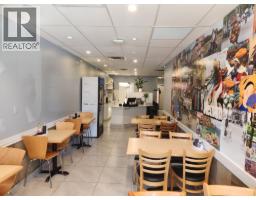 1643 LONSDALE AVENUE, North Vancouver, British Columbia