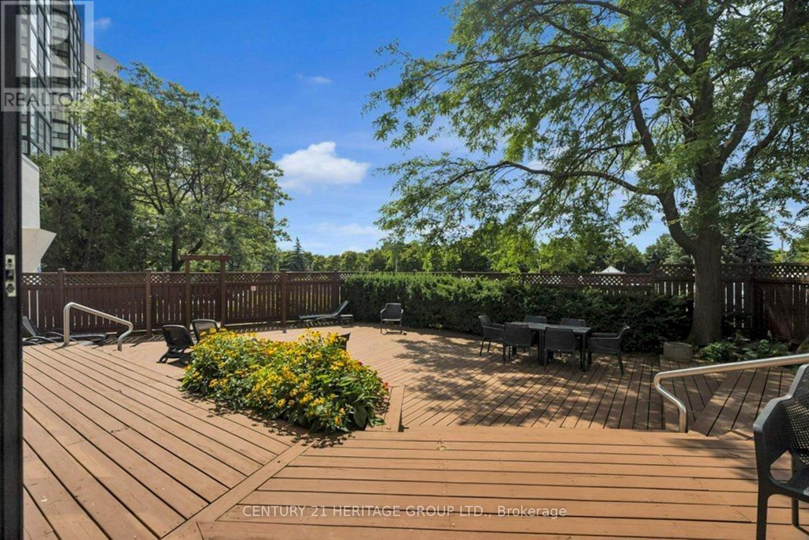 806 - 30 Harding Boulevard W, Richmond Hill, Ontario  L4C 9M3 - Photo 19 - N12996778