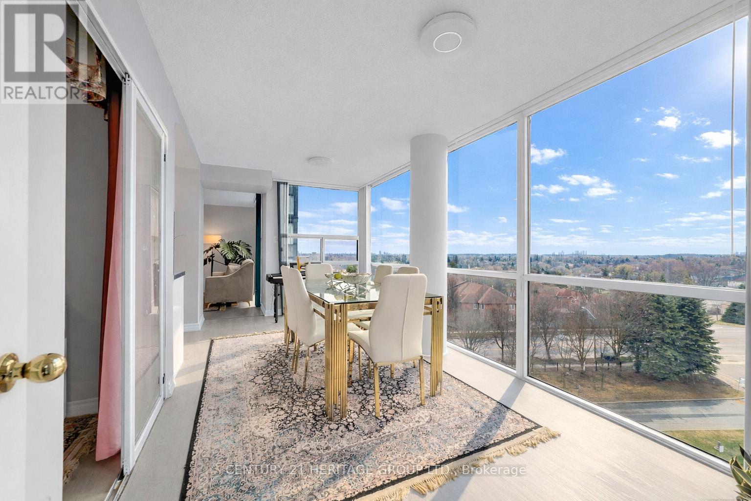 806 - 30 Harding Boulevard W, Richmond Hill, Ontario  L4C 9M3 - Photo 3 - N12996778