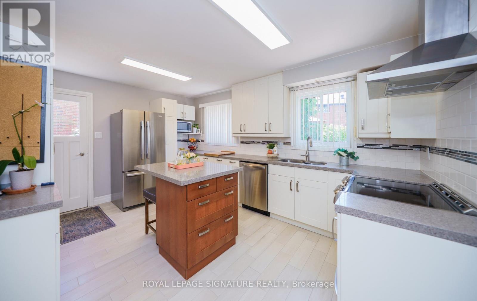 26 Kilkenny Drive, Toronto, Ontario  M1W 1J4 - Photo 11 - E13457236