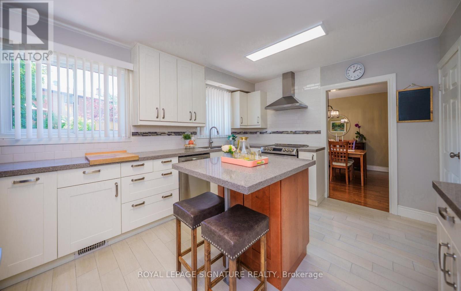 26 Kilkenny Drive, Toronto, Ontario  M1W 1J4 - Photo 12 - E13457236