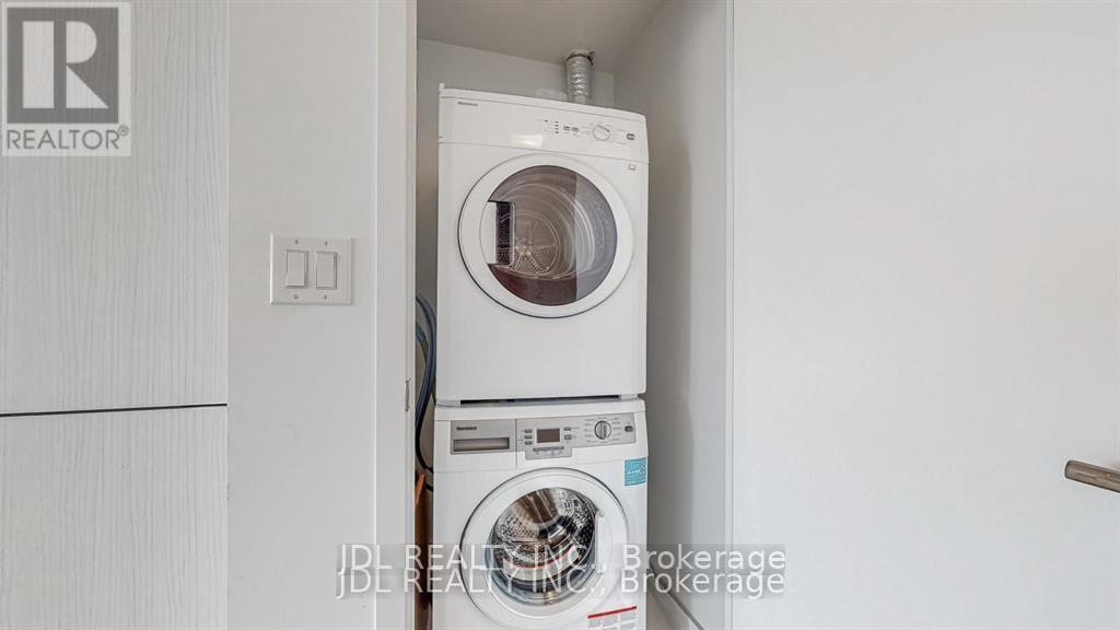 3401 - 11 Wellesley Street, Toronto, Ontario  M4Y 1E8 - Photo 5 - C13414774
