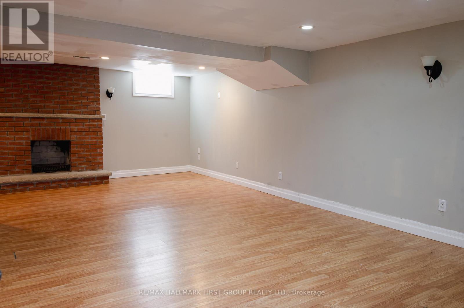 1702 Greenvale Crescent, Pickering, Ontario  L1V 4W7 - Photo 3 - E13248230