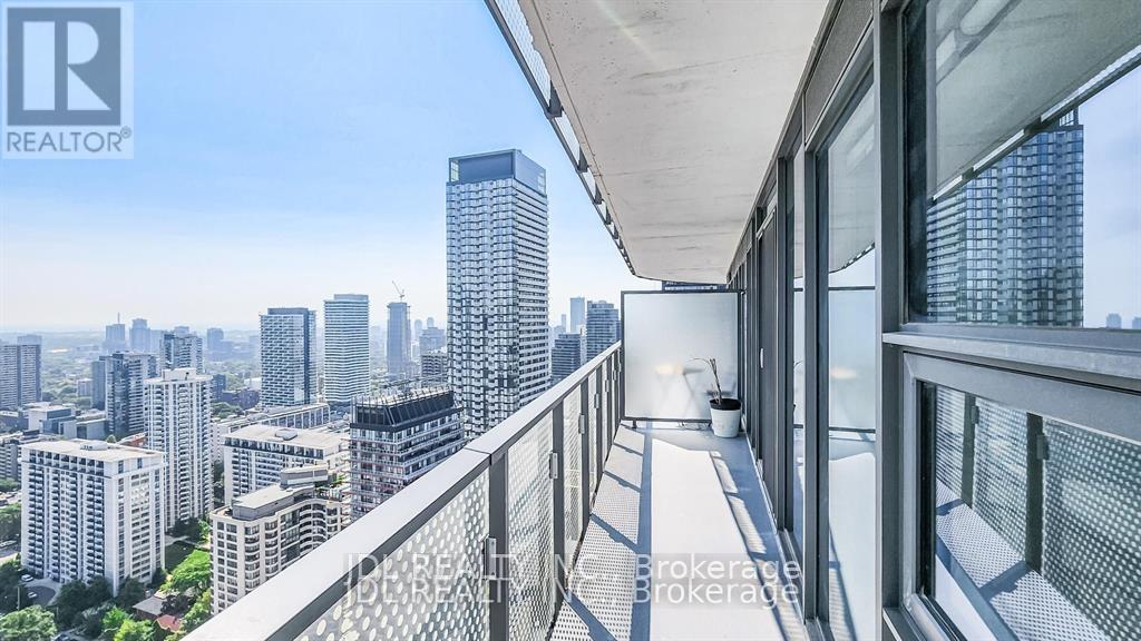 3401 - 11 Wellesley Street, Toronto, Ontario  M4Y 1E8 - Photo 8 - C13414774