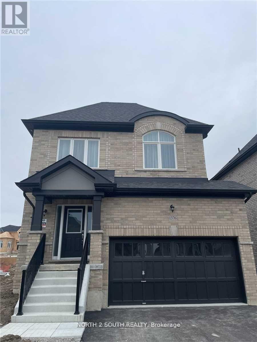1376 Harrington Street, Innisfil (Lefroy), Ontario  L0L 1W0 - Photo 4 - N13457160