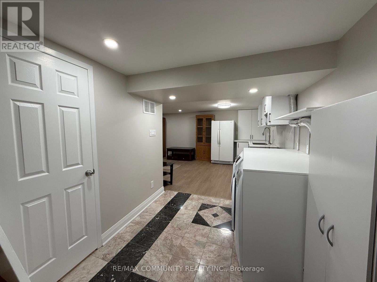 Lower - 31 Friar Tuck Road, Markham, Ontario L3P 1L7 - Photo 2 - N13457198