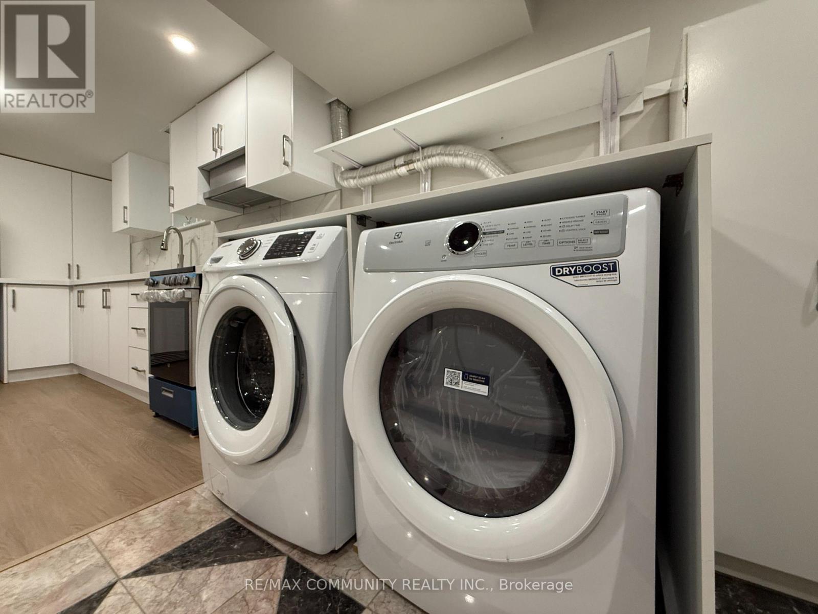 Lower - 31 Friar Tuck Road, Markham, Ontario L3P 1L7 - Photo 4 - N13457198