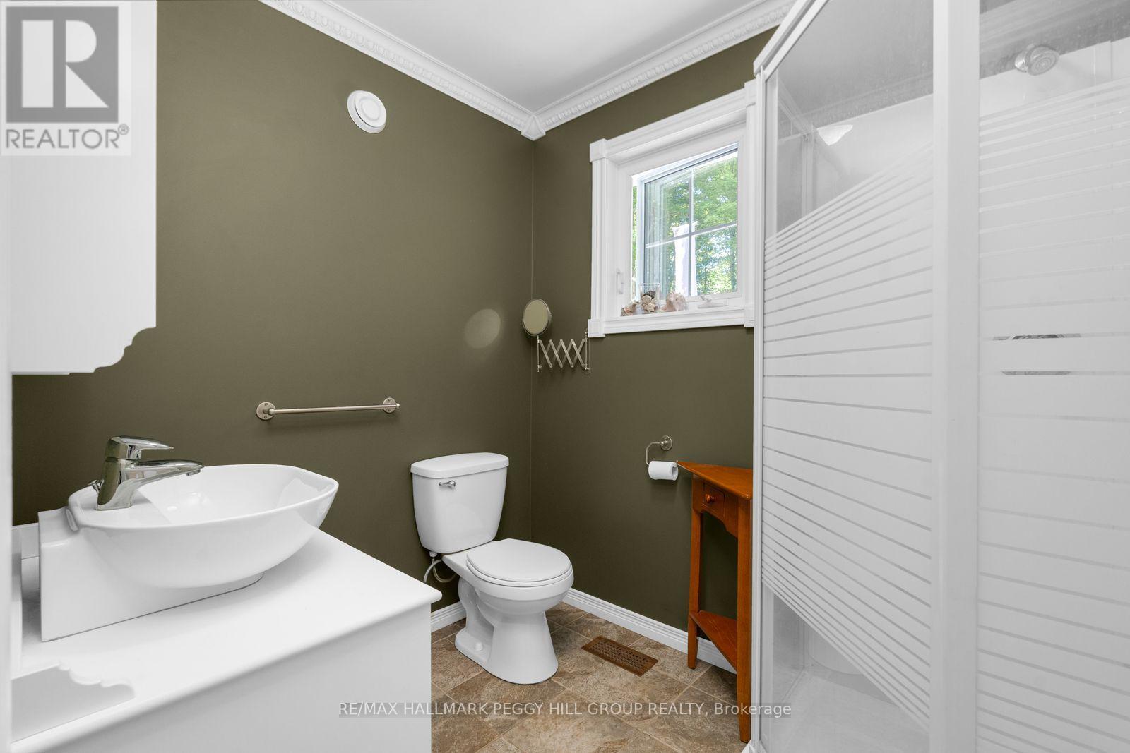 22 O'donnell Court, Penetanguishene, Ontario  L9M 2A6 - Photo 12 - S13457244
