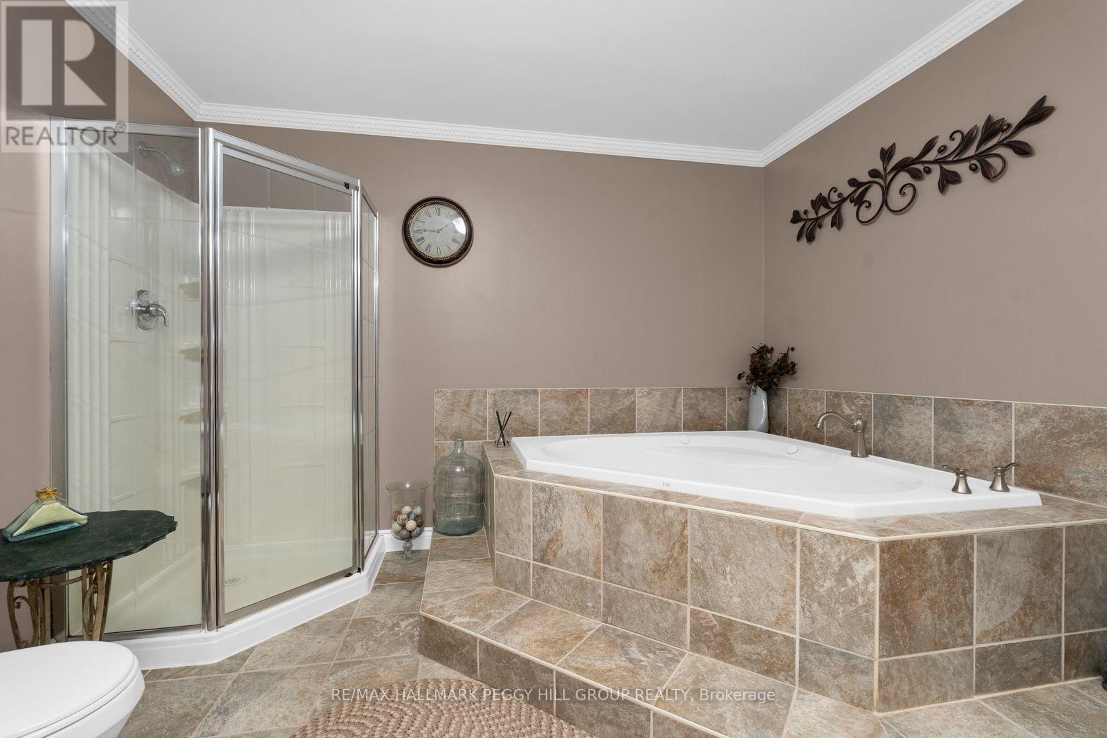 22 O'donnell Court, Penetanguishene, Ontario  L9M 2A6 - Photo 9 - S13457244