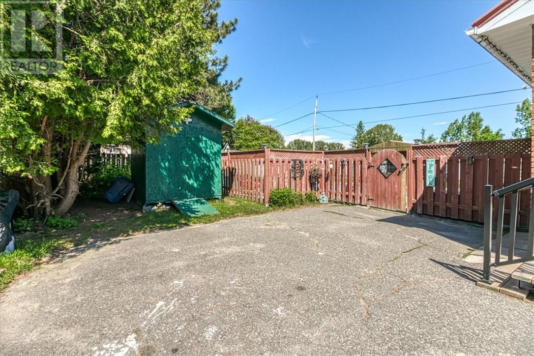 4681 Rita Street, Hanmer, Ontario  P3P 1X6 - Photo 5 - 2128623