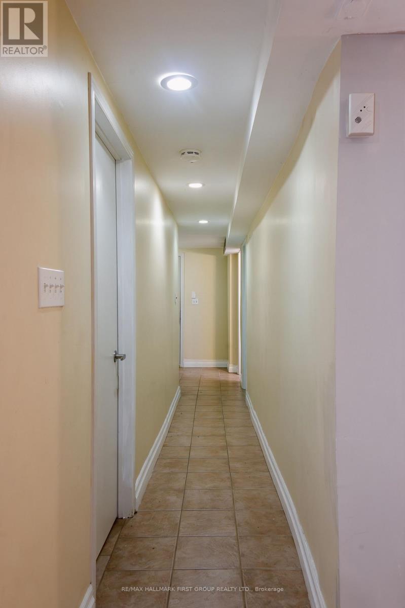 1702 Greenvale Crescent, Pickering, Ontario  L1V 4W7 - Photo 18 - E13248230