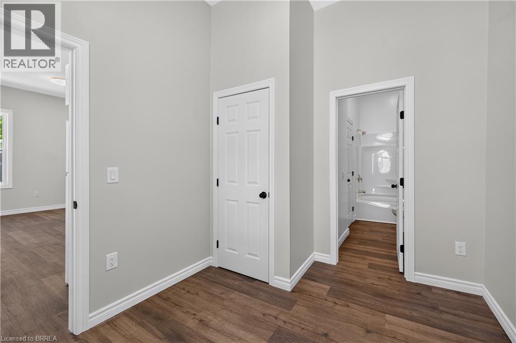 6 Duke Street, Brantford, Ontario  N3T 3T3 - Photo 21 - 40839426